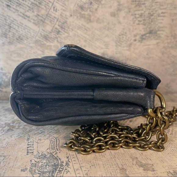 Fossil Blue Leather Turn Lock Chain Strap Mini Bag - Picture 2 of 11